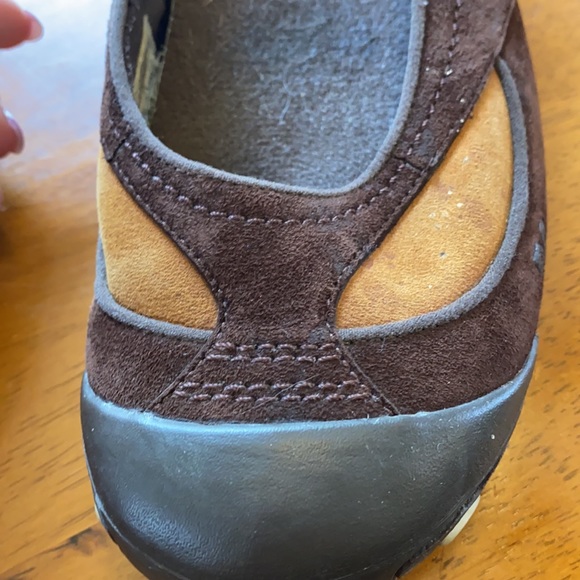 Merrell Carousel Brown Performance Flats 8 VGUC - Picture 3 of 13